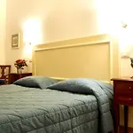 Domus Mazzini 4*