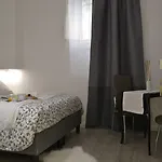 Domus Mazzini Bed & Breakfast