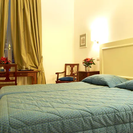 Bed & Breakfast Domus Mazzini 4*