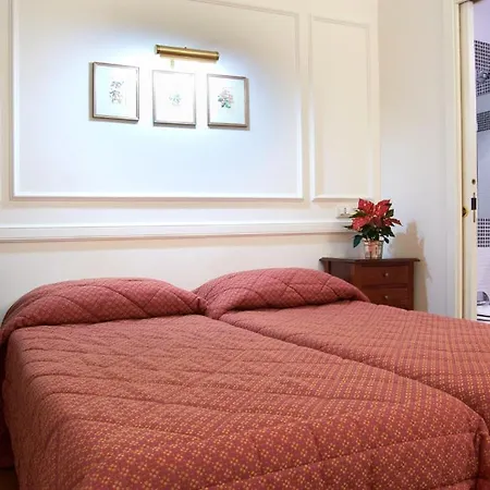 Domus Mazzini Bed & Breakfast