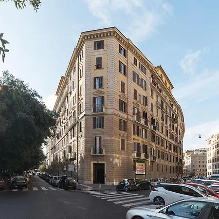 Domus Mazzini Bed and Breakfast