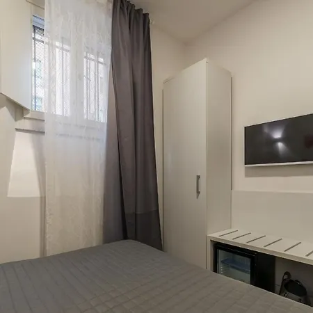 Domus Mazzini Bed & Breakfast Rome