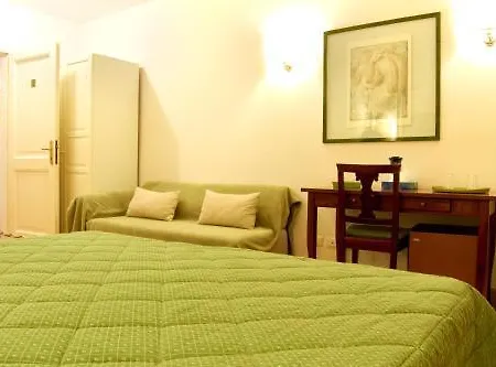 Bed & Breakfast Domus Mazzini 2*