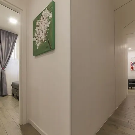 Domus Mazzini ローマ
